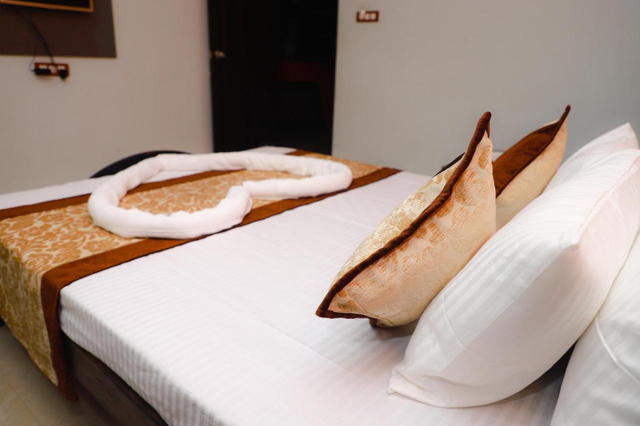 Hotel Megha Residency Haveri Zewnętrze zdjęcie